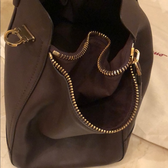 Salvatore Ferragamo Verve tote - Picture 8 of 9